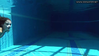 Fetish clip with pin-up Tiffany Tatum from Underwater Show