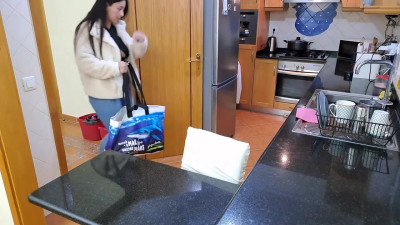 Miss's heels action