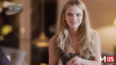 Endearing Athena Faris at babe scene