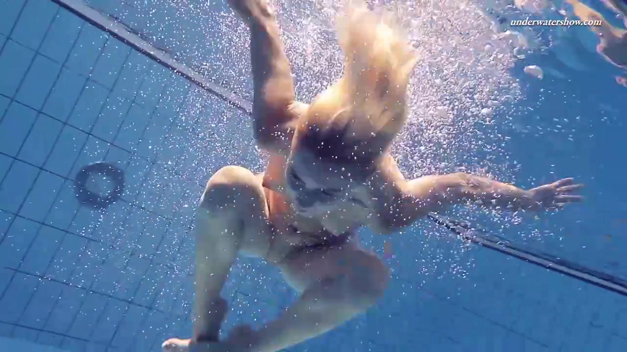 Blonde smut with adorable Elena from Underwater Show Free Porn Videos | BestPornHubs.